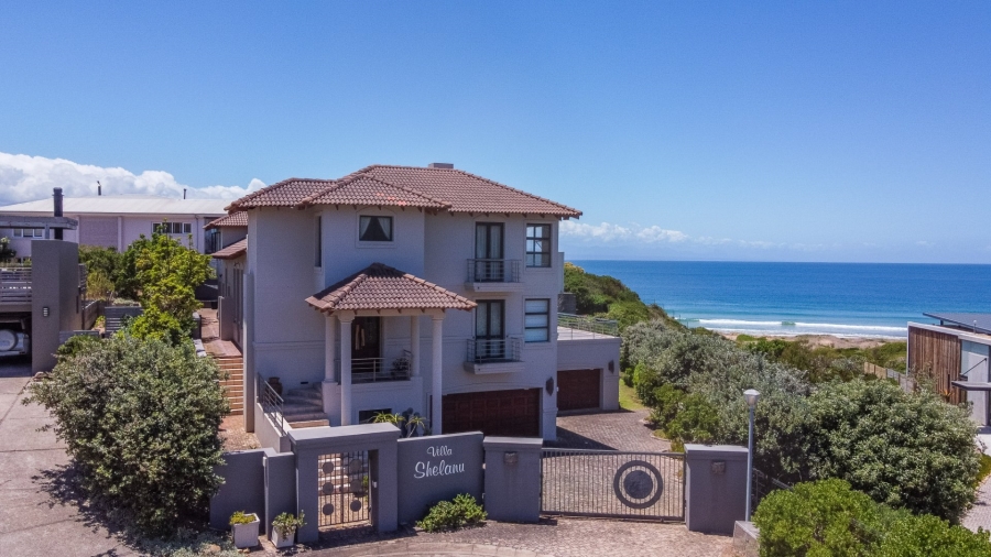 5 Bedroom Property for Sale in Solar Beach Western Cape